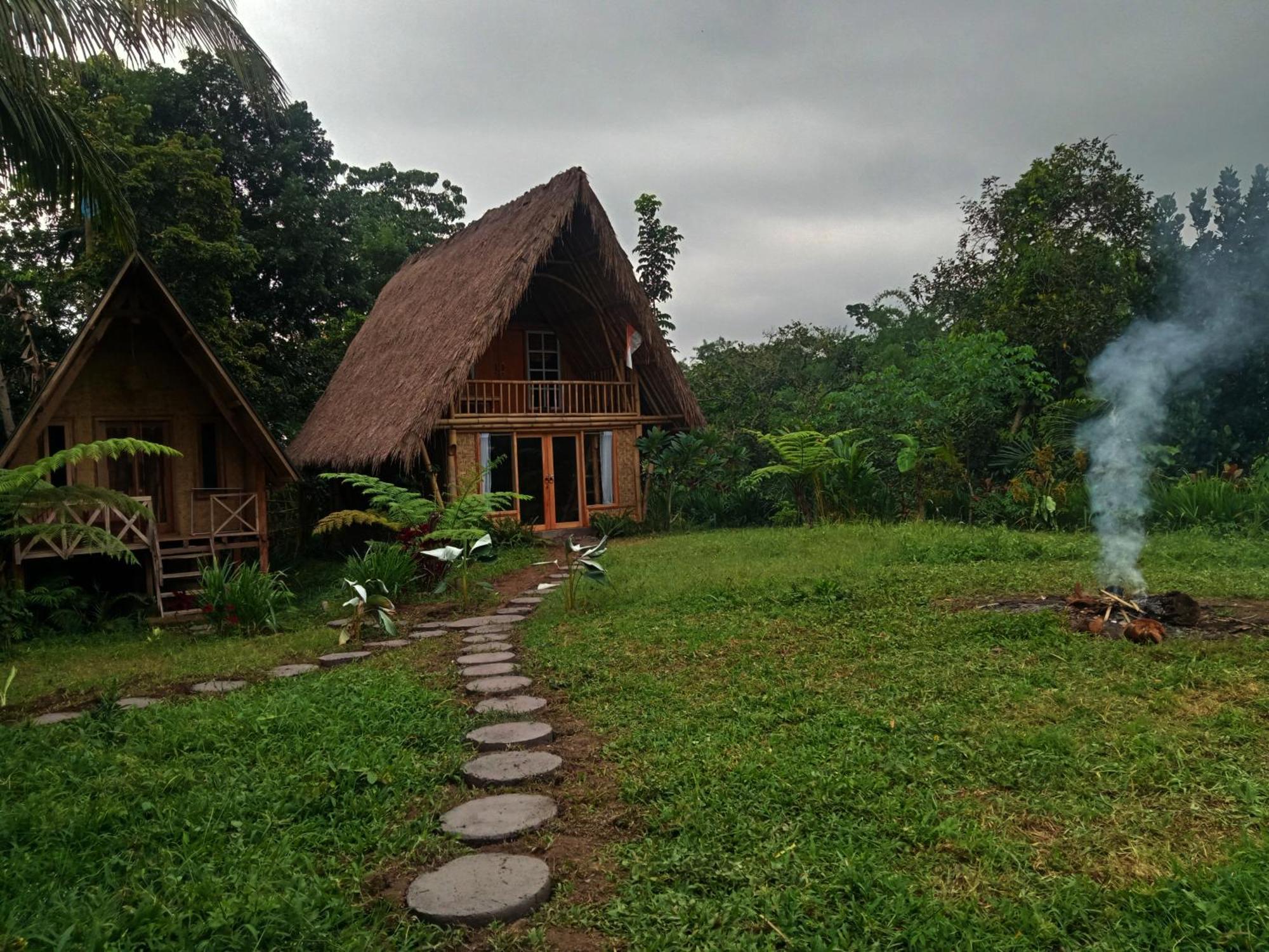 Girang Rinjani Bungalows Tetebatu Rom bilde